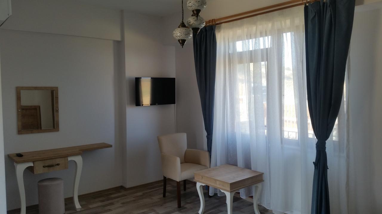 Laz Koyu Pansiyon Gokceada Exterior photo